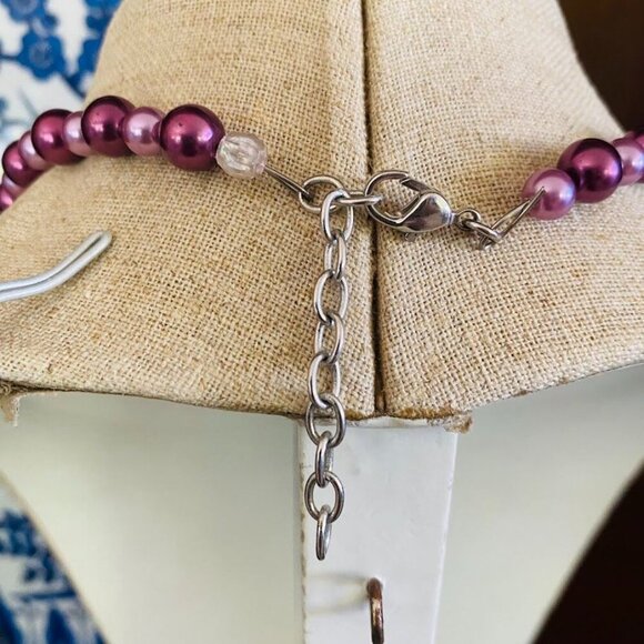 Vintage Purple Faux Pearls and Crystal Statement Pendant Necklace - Picture 4 of 4